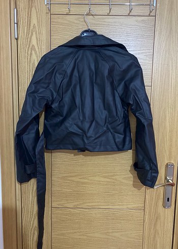 Düğmeli Siyah Kısa Deri Kadın Ceket - Görsel 6