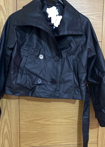 Düğmeli Siyah Kısa Deri Kadın Ceket - Görsel 2