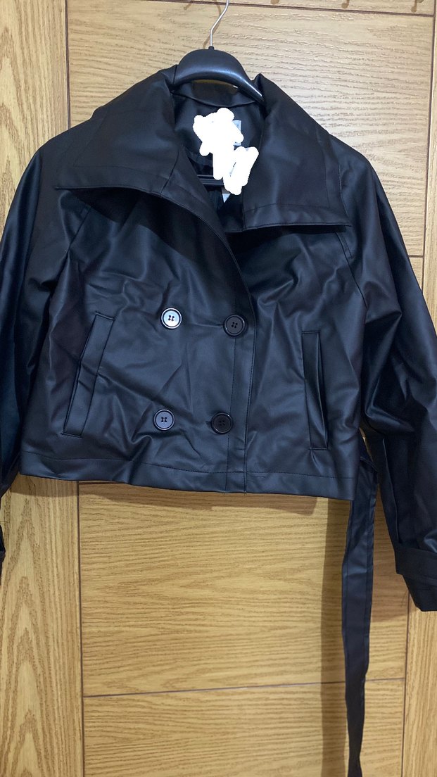 Düğmeli Siyah Kısa Deri Kadın Ceket - Görsel 2