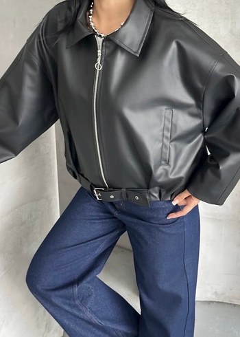 Kemer Detaylı Siyah Deri Kadın Ceket - Görsel 3