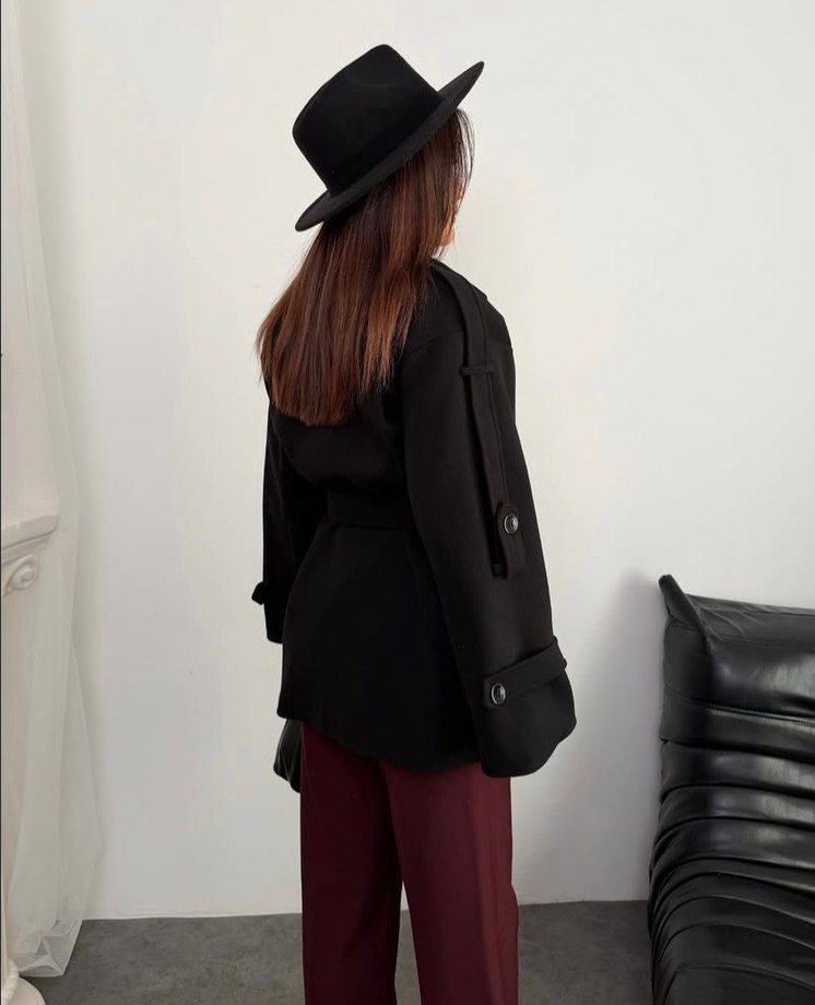 Kuşaklı Siyah Kaban - Görsel 5