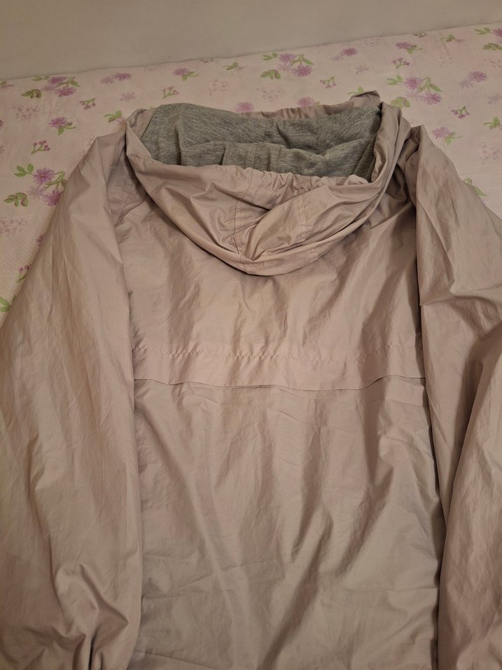 Gri Kapüşonlu Teknik ceket - Görsel 2