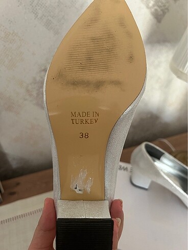 38 Beden beyaz Renk Gümüş topuklu ayakkabi
