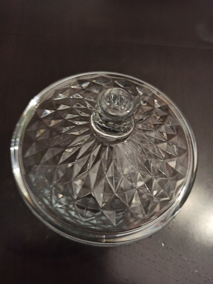 Parlak Kapaklı Cam şekerlik  yeni ürün hiç kullanılmamıştır - Görsel 2