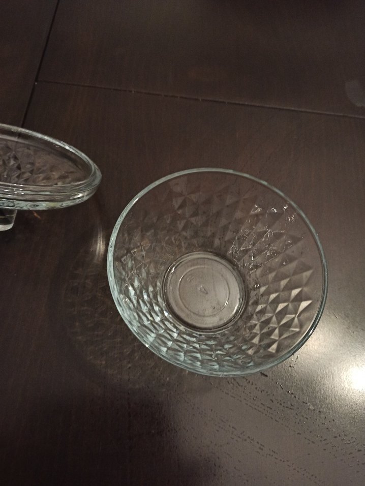 Parlak Kapaklı Cam şekerlik  yeni ürün hiç kullanılmamıştır - Görsel 3