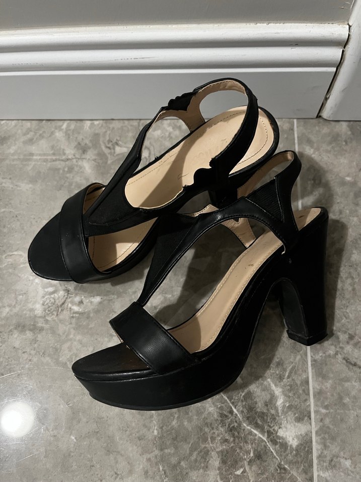Siyah Platform Topuklu Kadın Akşam Ayakkabısı - Görsel 4