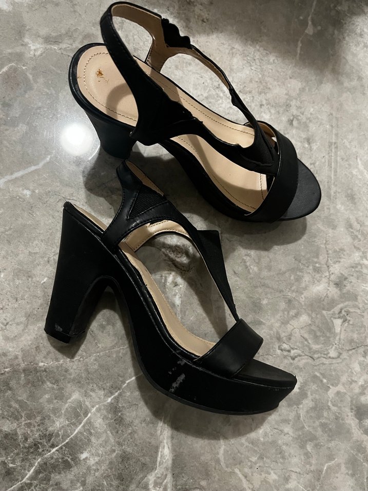 Siyah Platform Topuklu Kadın Akşam Ayakkabısı - Görsel 2