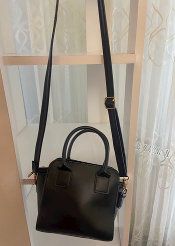 Klasik Siyah Deri Kadın Çanta - Görsel 3