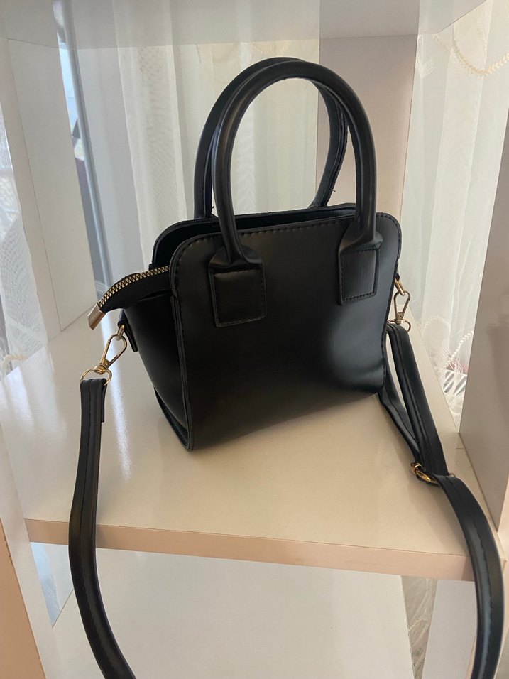 Klasik Siyah Deri Kadın Çanta - Görsel 2