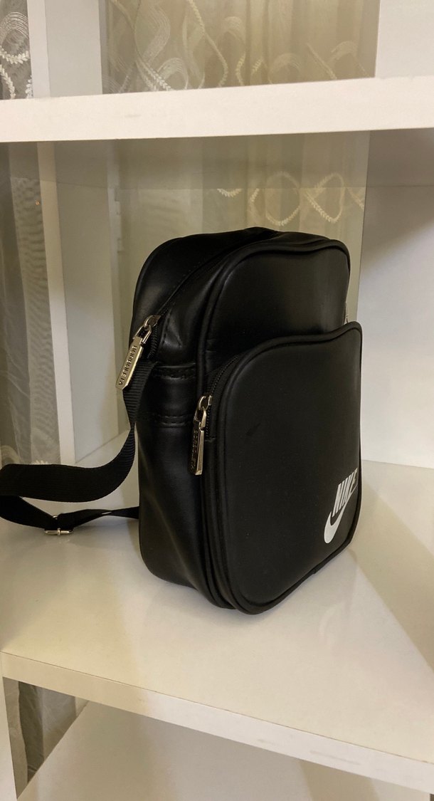 Nike Siyah Baskılı  Omuz Çantası - Görsel 2