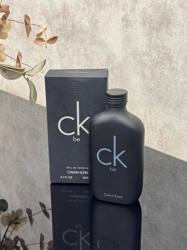 Calvin Klein CK One Erkek Parfümü 200 ml - Görsel 2