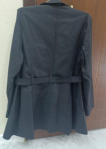 Düğmeli Siyah Kadın Trençkot - Görsel 2