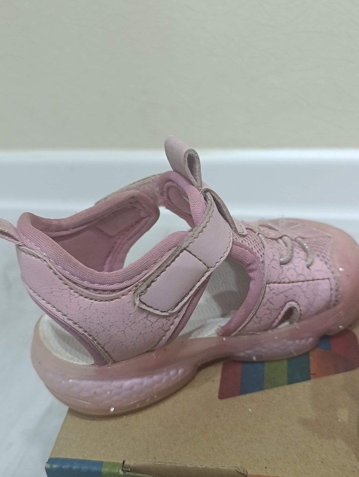 vicco ışıklı sandaletKız Çocuk Pembe Cırtlı Sneakers - Görsel 4