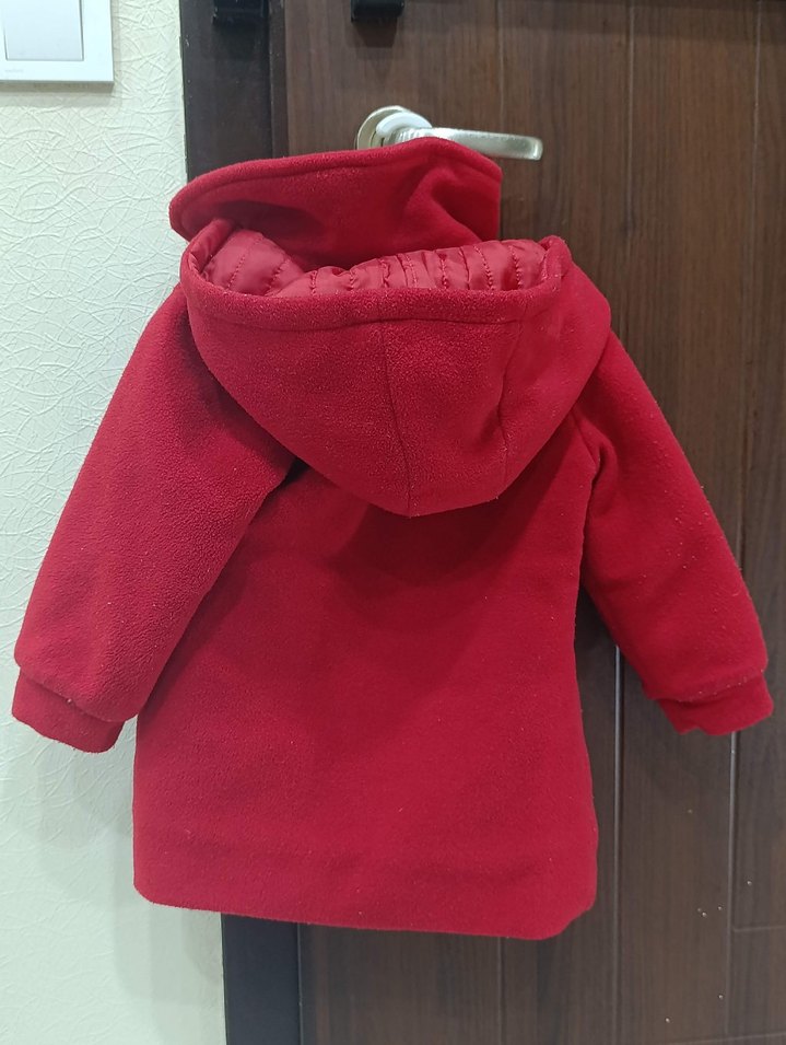 baby buude Kız Çocuk Kırmızı Düğmeli Kaban - Görsel 2