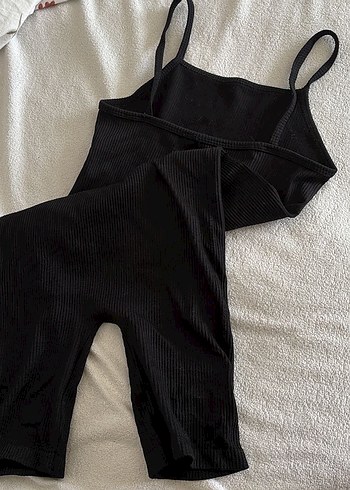 Siyah Kolsuz Mini Atletik Tulum - Görsel 4