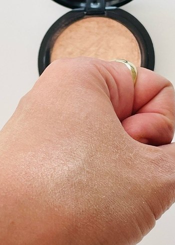 H&M Highlighter Aydınlatıcı Pudra - Görsel 2