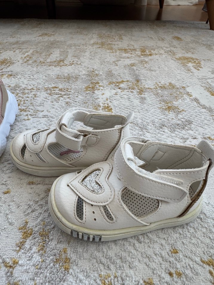 Kız Çocuk Beyaz İlk Adım Ayakkabısı - Görsel 2