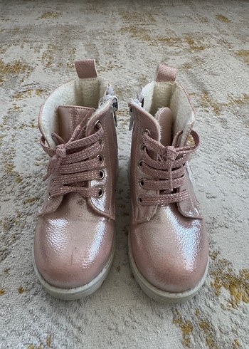 Pembe Parlak Nakışlı Kız Botu - Görsel 2