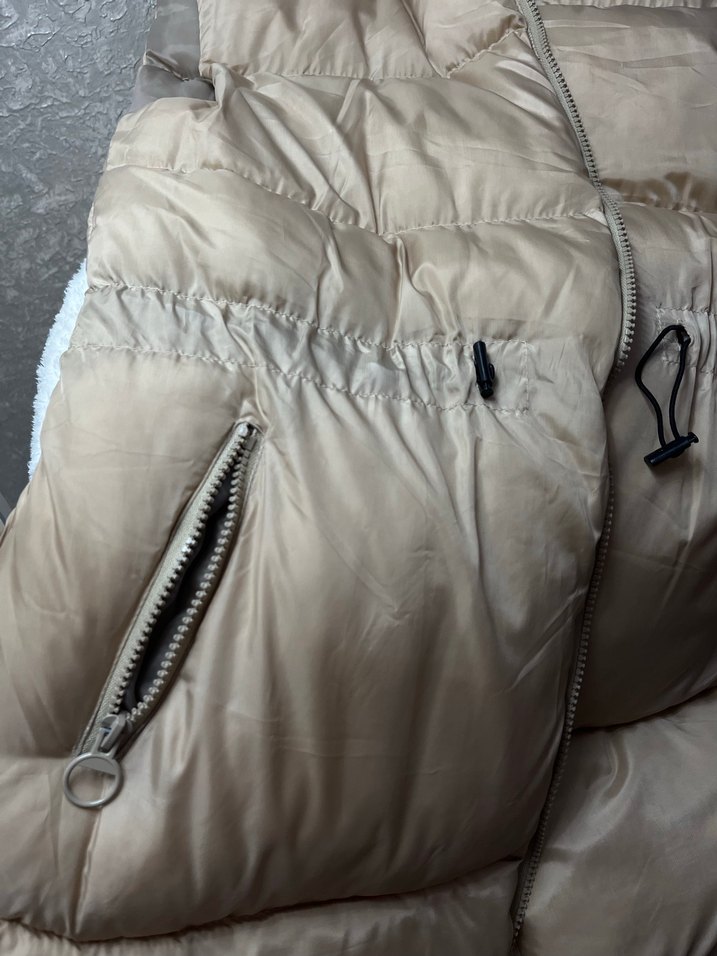 Bej Yumuşak Dokulu Kolsuz Midi Şişme Yelek - Görsel 2