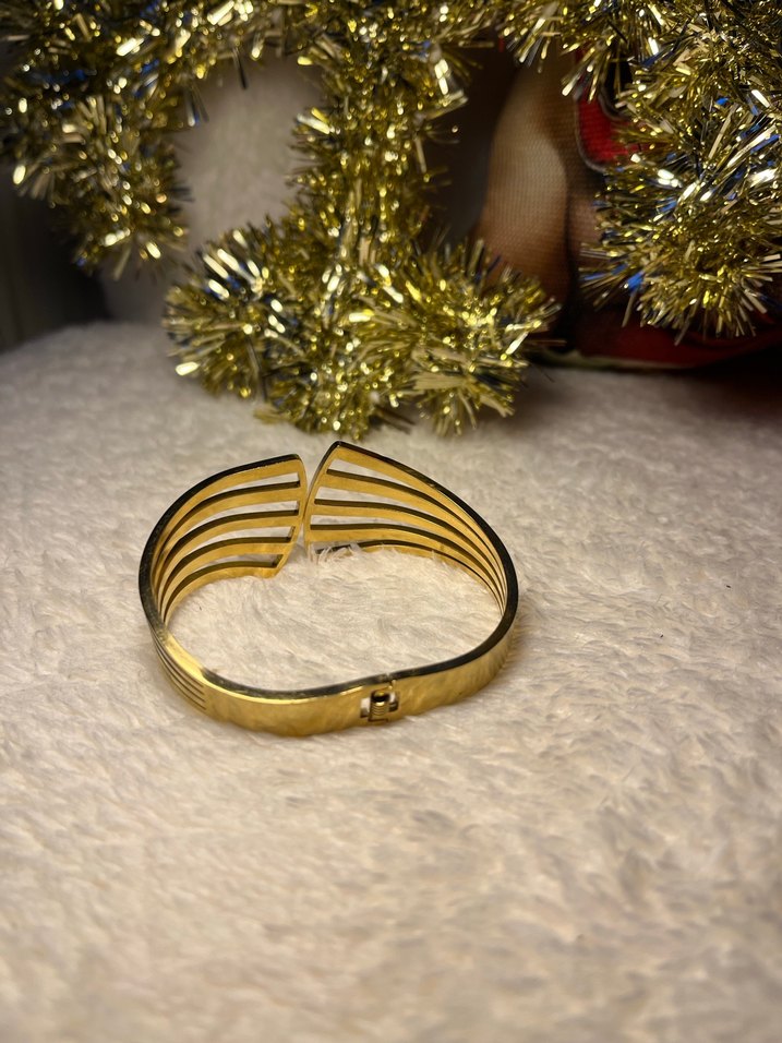 Kadın Çelik Tokalı Bilezi - Görsel 2