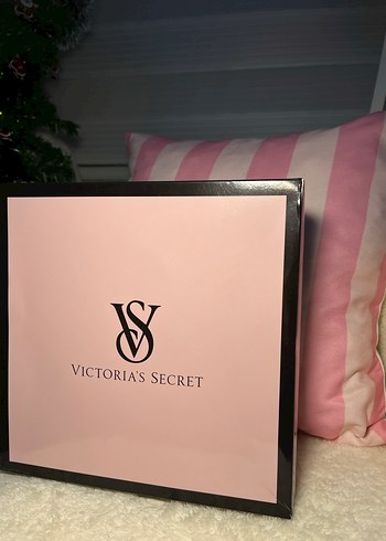 Victoria s Secret