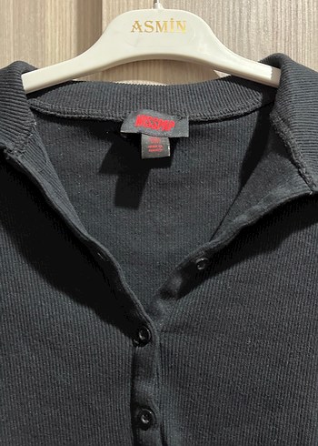 Siyah V Yaka Düğmeli Uzun Kollu Kadın Bluz - Görsel 2