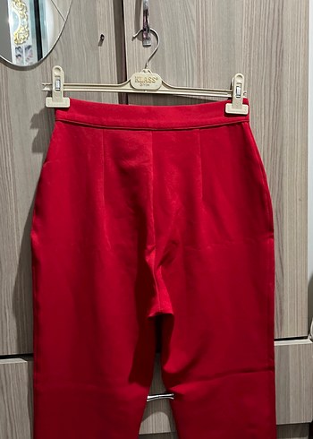 Düğmeli Kırmızı Kadın Kumaş Pantolon - Görsel 3