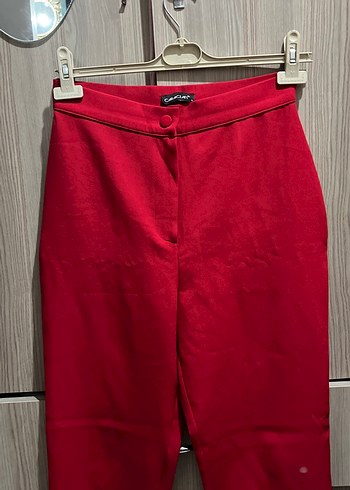 Düğmeli Kırmızı Kadın Kumaş Pantolon - Görsel 2
