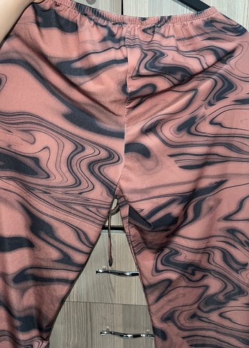 Kahverengi Batik Desenli Uzun Kadın Kumaş Pantolon - Görsel 3