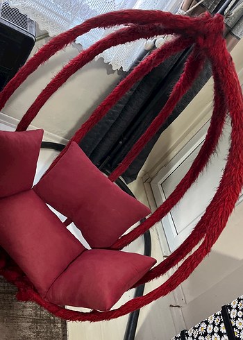 Koyu Kırmızı Tüylü Salıncak Koltuk - Görsel 4