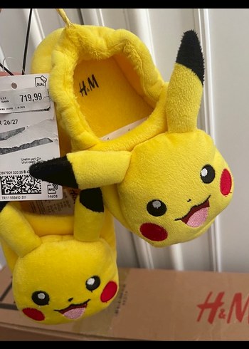 Sarı Pikachu Desenli H&M Kız Çocuk Ev Terliği - Görsel 2