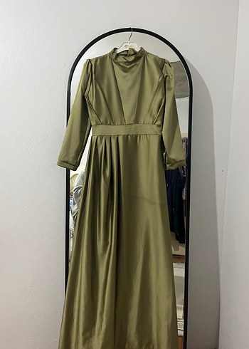 Şık Drapeli Haki Uzun Abiye Elbise - Görsel 4