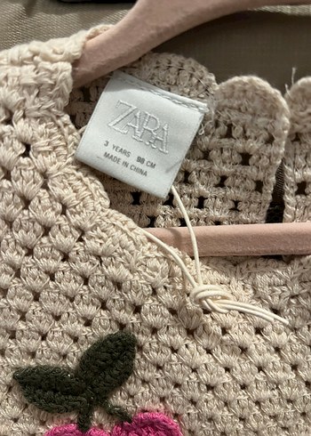 Kız Çocuk Çok Renkli Nakışlı Örgü Yelek - Görsel 2