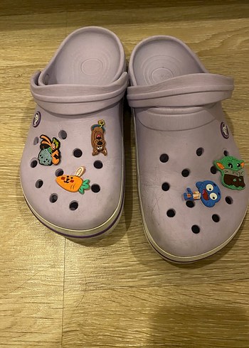 Crocs 38