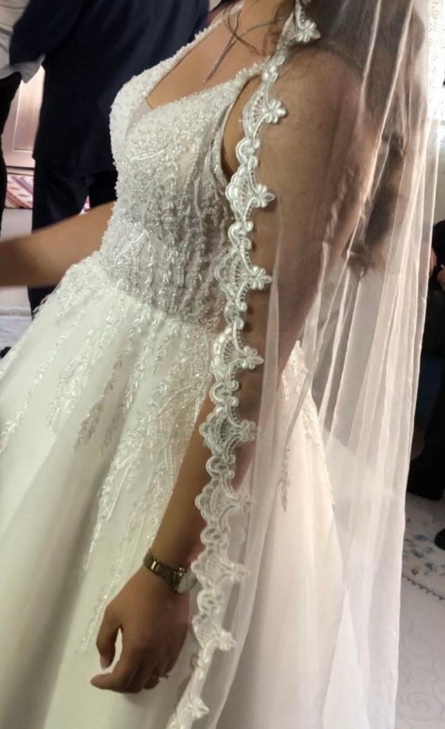 İşlemeli Boncuklu gelinlik - Görsel 5