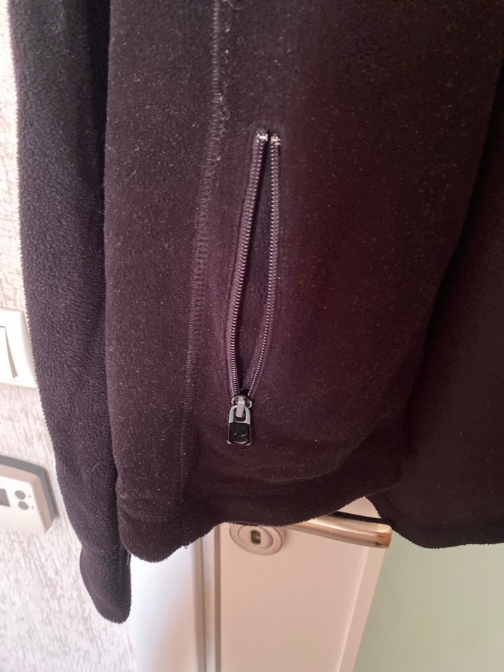 Kadın Siyah Kapüşonlu Fermuarlı Sweatshirt - Görsel 4