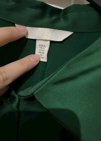 Uzun Yeşil Saten Elbise - Görsel 6