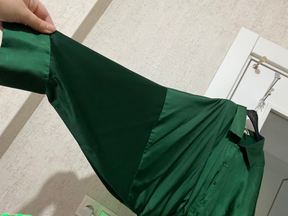 Uzun Yeşil Saten Elbise - Görsel 2