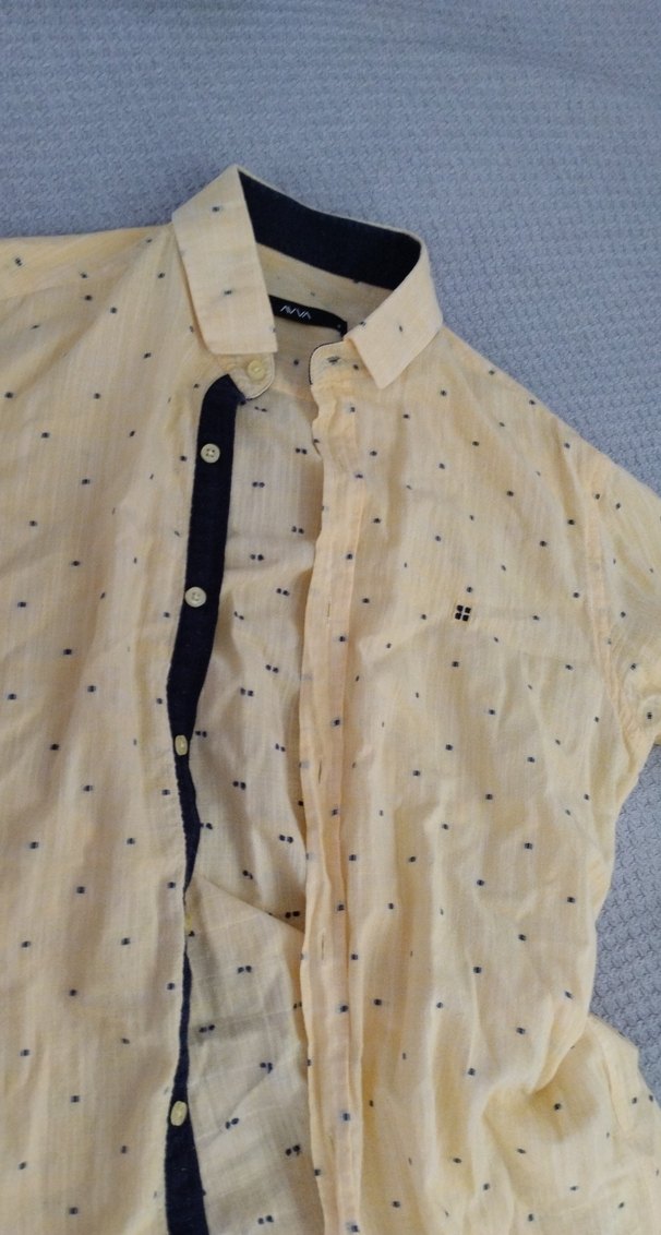 Sarı Düğmeli Keten Erkek Gömlek - Görsel 2