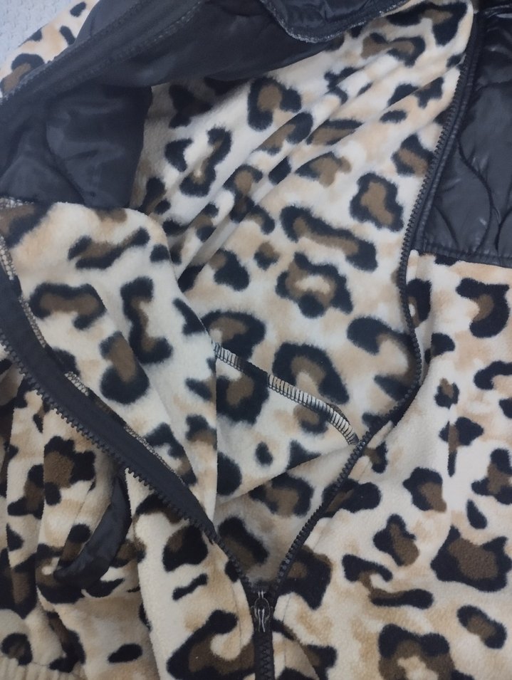 Kürklü Leopar Desenli Kadın Kışlık ceket - Görsel 3