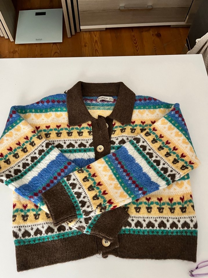 Renkli Örgü Desenli Hırka - Görsel 4