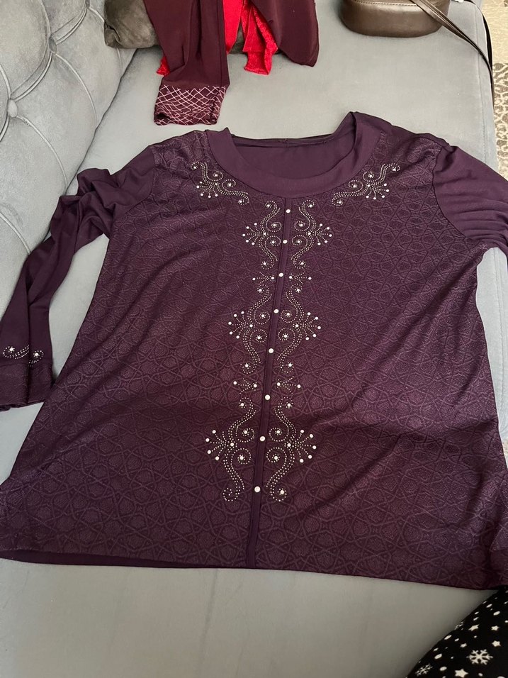 Mor İşlemeli Kadın bluz - Görsel 3