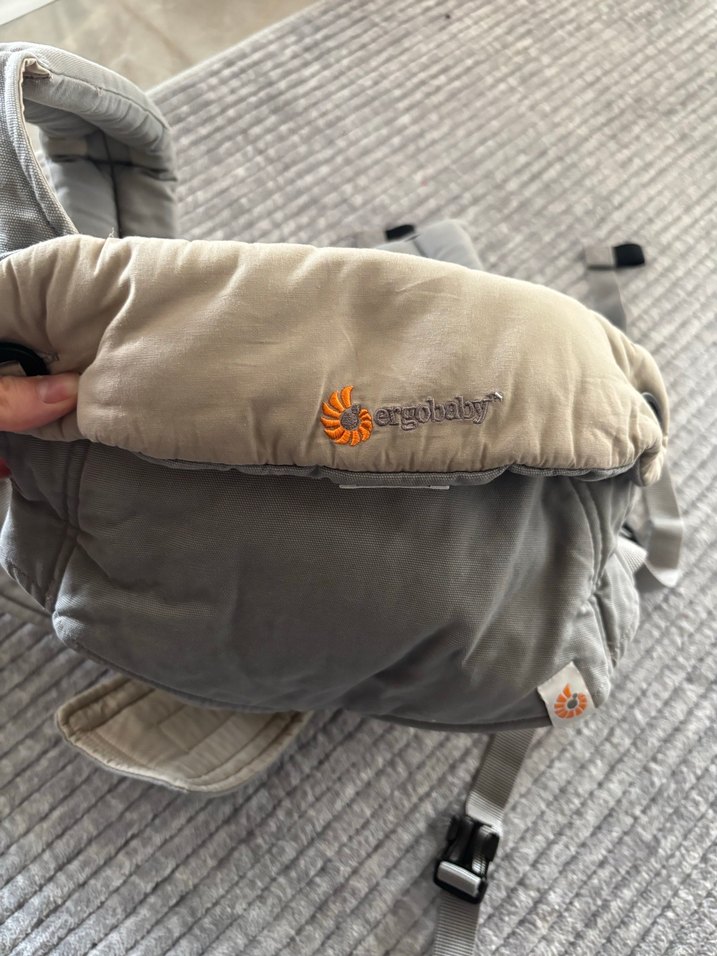Gri Ergobaby Bebek Taşıyıcı - Görsel 5