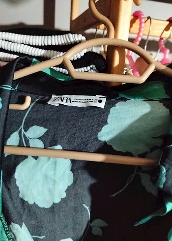 Zara V Yaka Baglamali elbise saten - Görsel 3