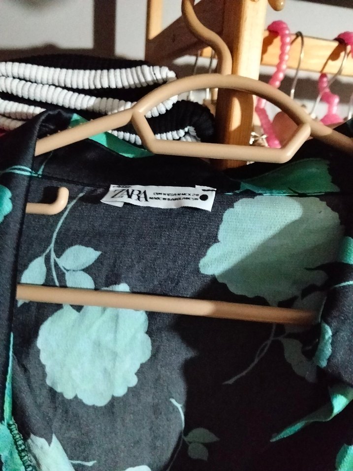 Zara V Yaka Baglamali elbise saten - Görsel 3