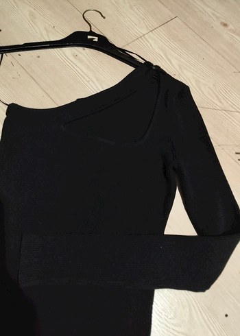 Siyah V Yakalı Drapeli Triko Elbise - Görsel 3