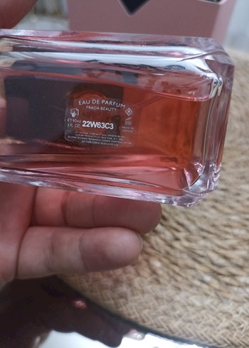 Prada Paradoxe Kadın Parfümü - Görsel 2