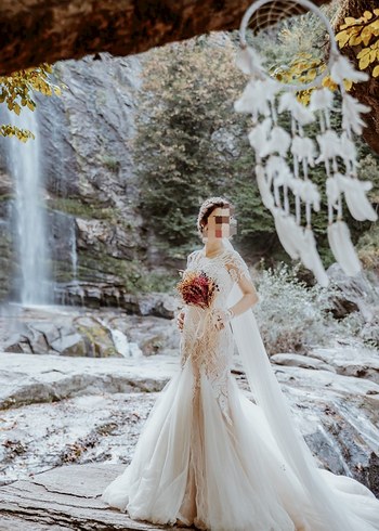 Laberia marka özel tasarım el işlemesi balık model gelinlik - Görsel 2