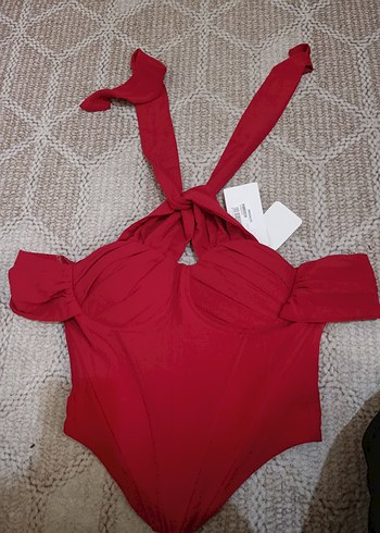 Kırmızı Mini Straplez Büstiyer - Görsel 2