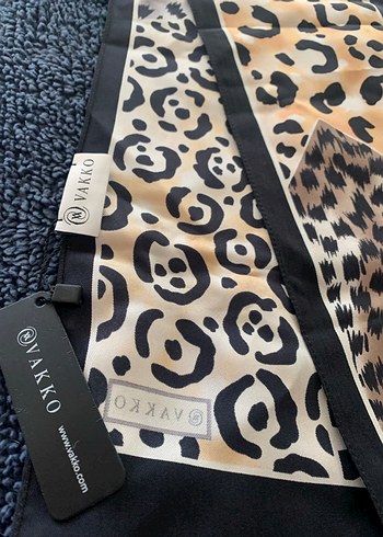 Vakko Kadın Fular - Görsel 2